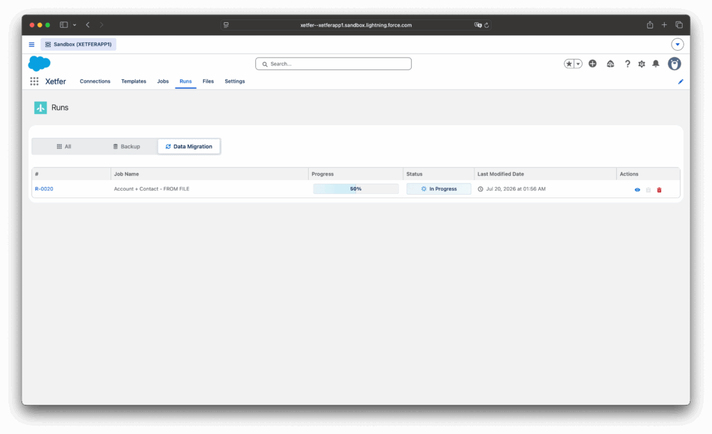 Xetfer Salesforce data migration run in progress on the Runs tab