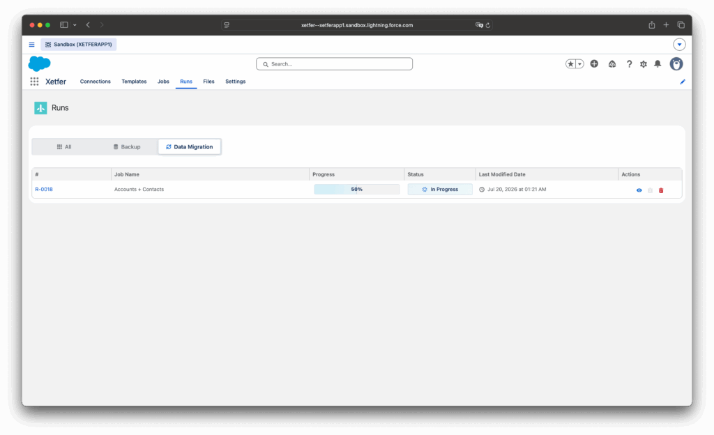 Xetfer Salesforce data migration run in progress on the Runs tab